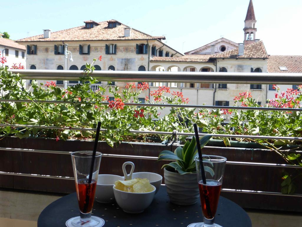 Hotel Alla Torre Castelfranco Veneto Exterior photo