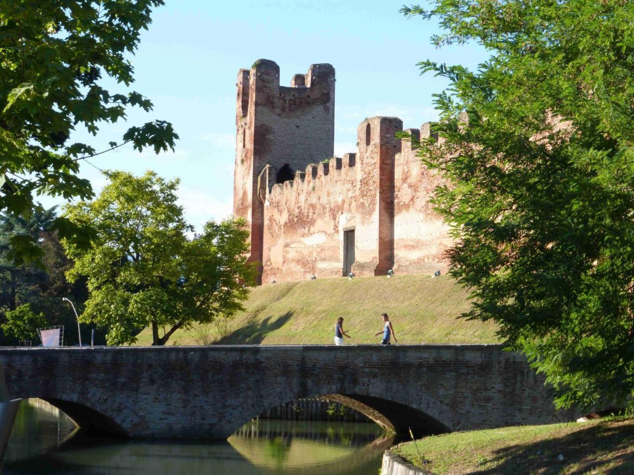 Hotel Alla Torre Castelfranco Veneto Exterior photo